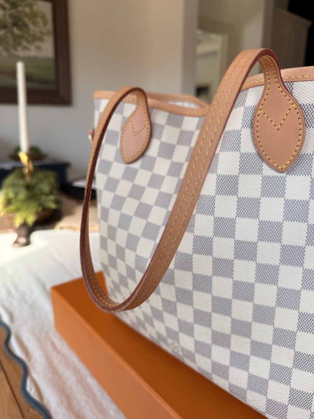 Louis Vuitton Neverfull MM Damier Azur Canvas Tote with Pouch in Beige and Tan - Picture 6 of 16